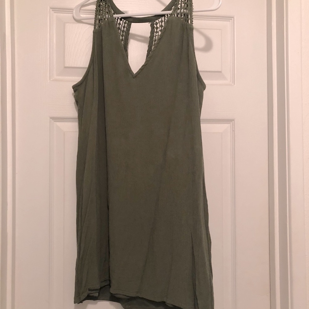 Short green dress